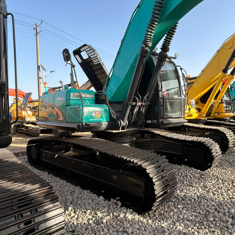 Gebrauchter Raupenbagger Kobelco SK200-8 mit Cummins-Motor in gutem Zustand